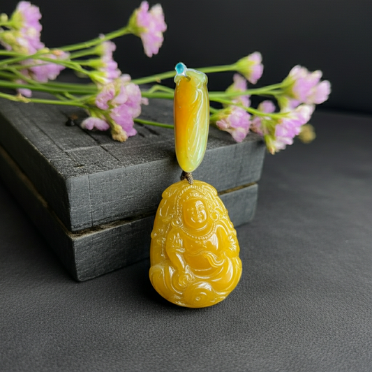 1" Yellow Nephrite Jade Cicada Hand Carved Pendant