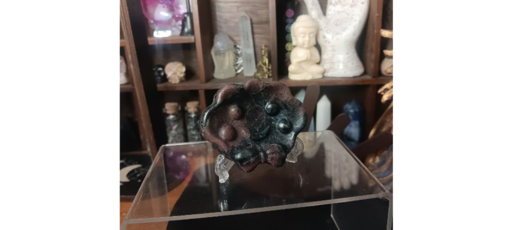 Carved Garnet Crystal Cloud Bowl- Weight- 66g Size- 2.25" wide / 1.5"tall