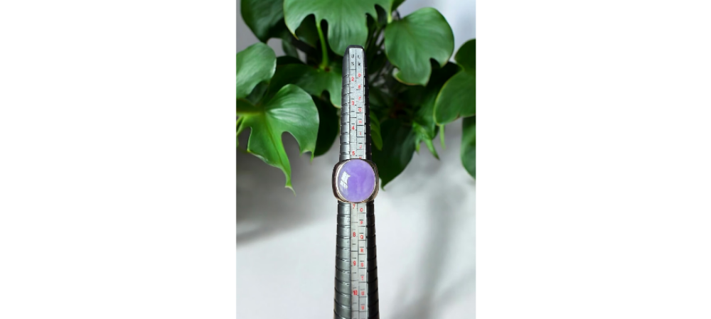 Men's Lavender Jadeite size 6 ring set in Silver
