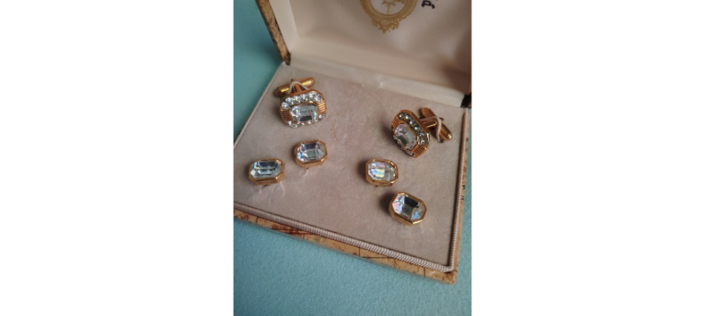 Men’s Arts of the World cuff links