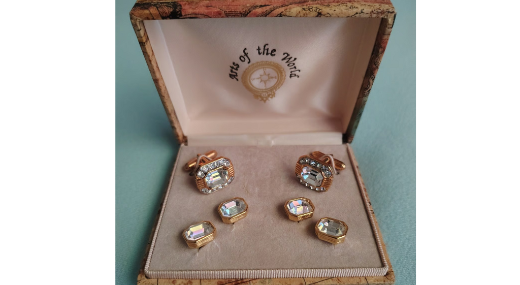 Men’s Arts of the World cuff links